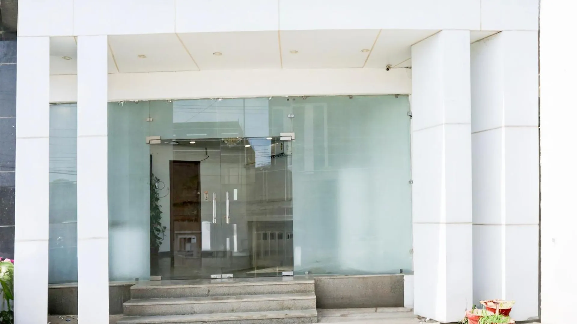 ****  Super Townhouse Eden Garden Zirakpur Hotel India